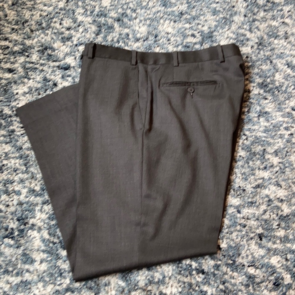 Nordstrom di Milano grey dress slacks, 35x30